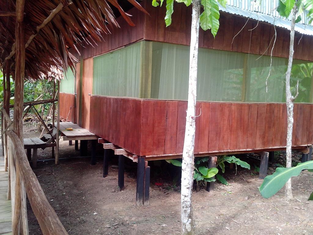 Amazon Queen Lodge Mazan Exterior photo